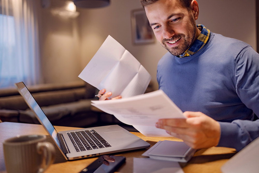 features-payment-processing-AdobeStock_476125271_Preview